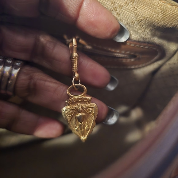 VINTAGE Gucci crossbody - Picture 11 of 15